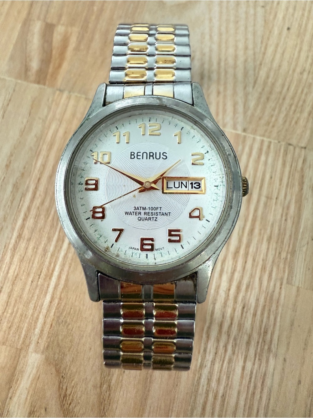 Vintage benrus men’s two tone watch NEW BATTERY